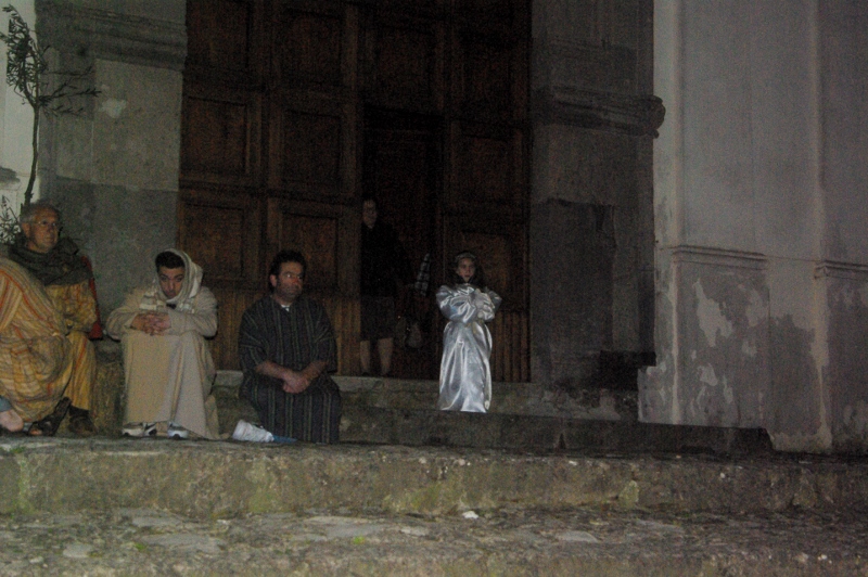 via-crucis-2013-parrocchia-san-pietro-10