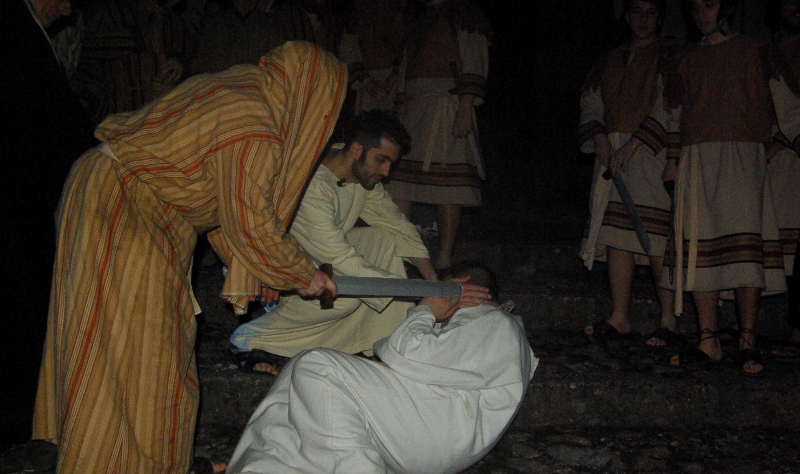 via-crucis-2013-parrocchia-san-pietro-14