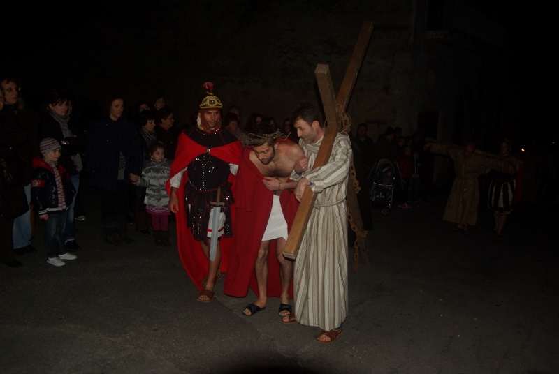 via-crucis-2013-parrocchia-san-pietro-33